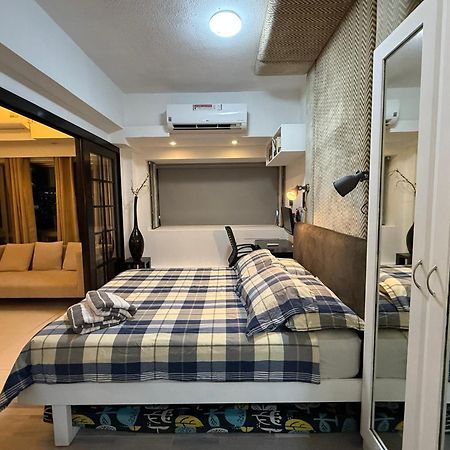 Luxury Condo At Forbeswood Parklane The Fort Bgc Makati City Екстериор снимка
