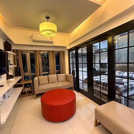 Luxury Condo At Forbeswood Parklane The Fort Bgc Makati City Екстериор снимка