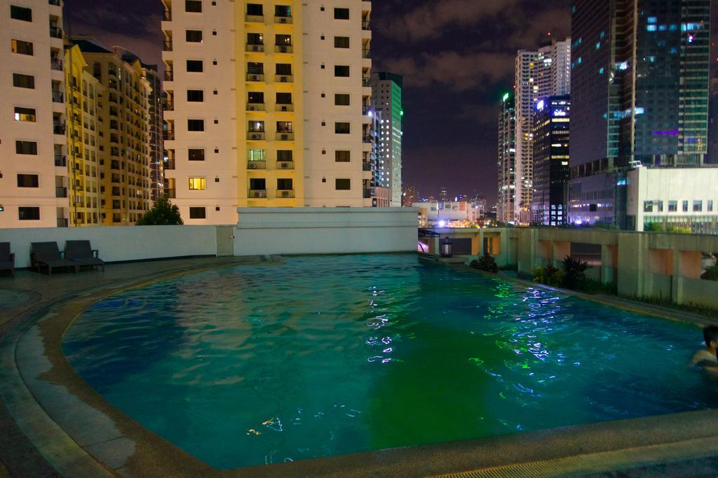Luxury Condo At Forbeswood Parklane The Fort Bgc Makati City Стая снимка