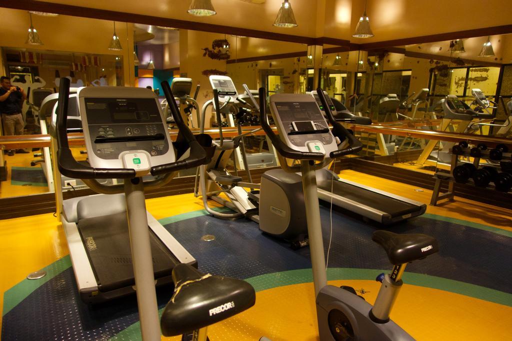Luxury Condo At Forbeswood Parklane The Fort Bgc Makati City Стая снимка