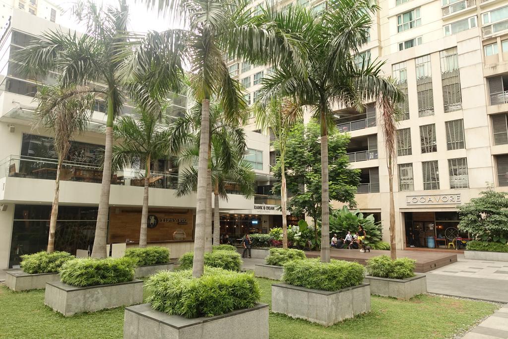 Luxury Condo At Forbeswood Parklane The Fort Bgc Makati City Екстериор снимка