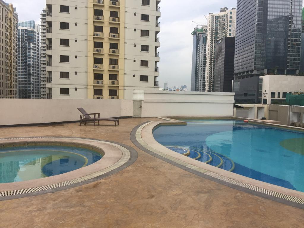 Luxury Condo At Forbeswood Parklane The Fort Bgc Makati City Екстериор снимка