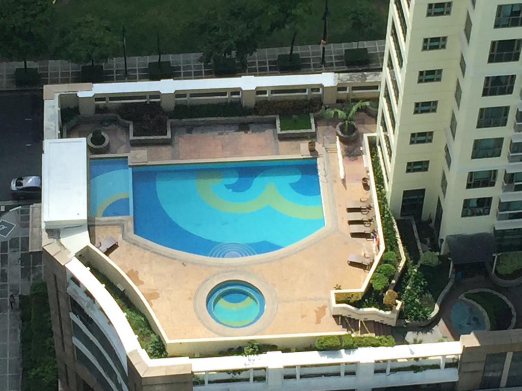 Luxury Condo At Forbeswood Parklane The Fort Bgc Makati City Екстериор снимка
